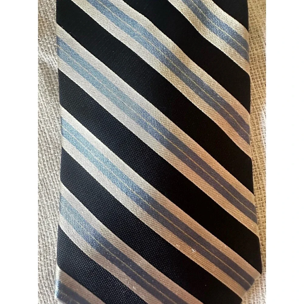 Tommy Hilfiger Men’s Striped Necktie Navy Blue Silver Light Blue Classic Tie